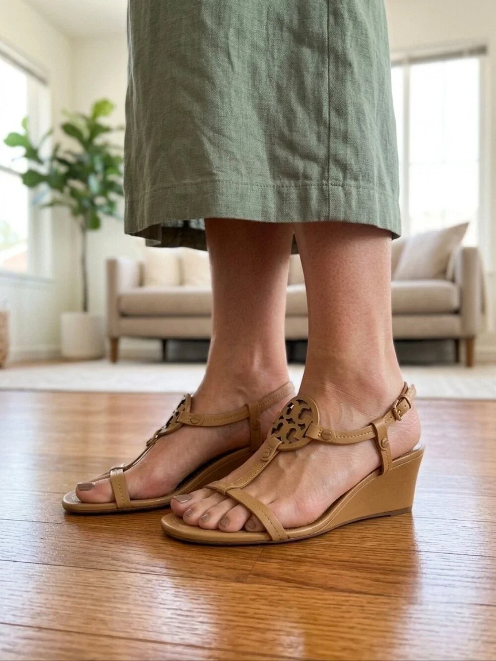 Tory Burch color cut